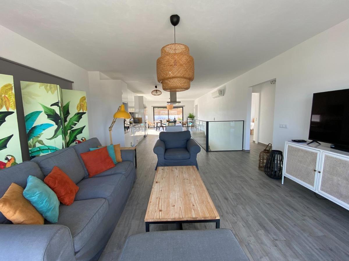 אלג'זור Cairnvillas - Villa Mar C38 Luxury Villa With Private Swimming Pool Near Beach מראה חיצוני תמונה